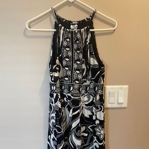 BLACK AND WHITE FLORAL DRESS
